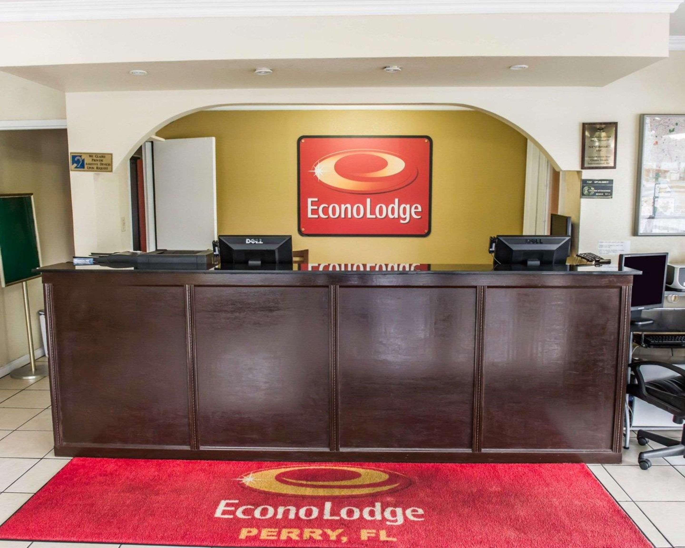 Econo Lodge Perry Exteriör bild