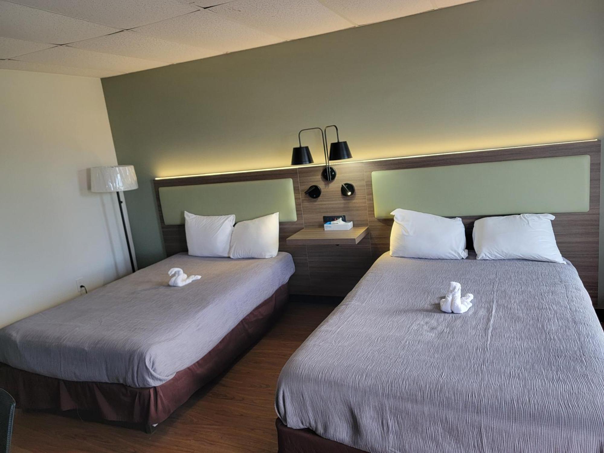 Econo Lodge Perry Exteriör bild